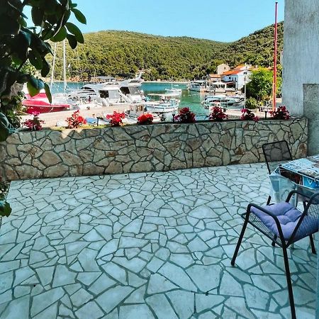 Guesthouse Porto Крес Екстериор снимка