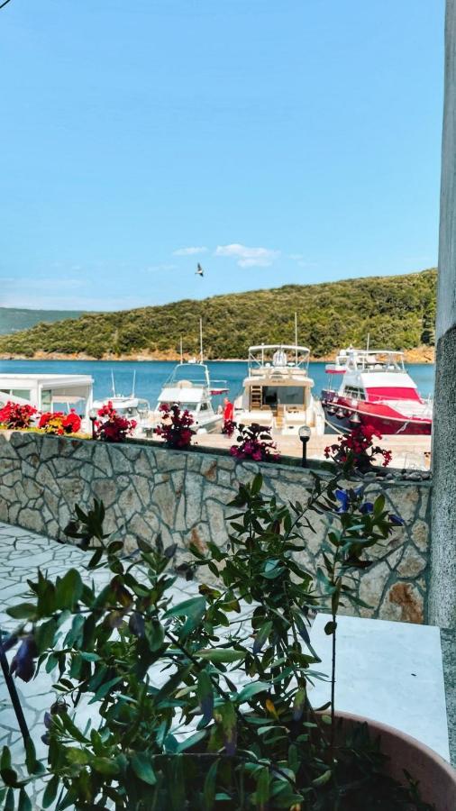Guesthouse Porto Крес Екстериор снимка