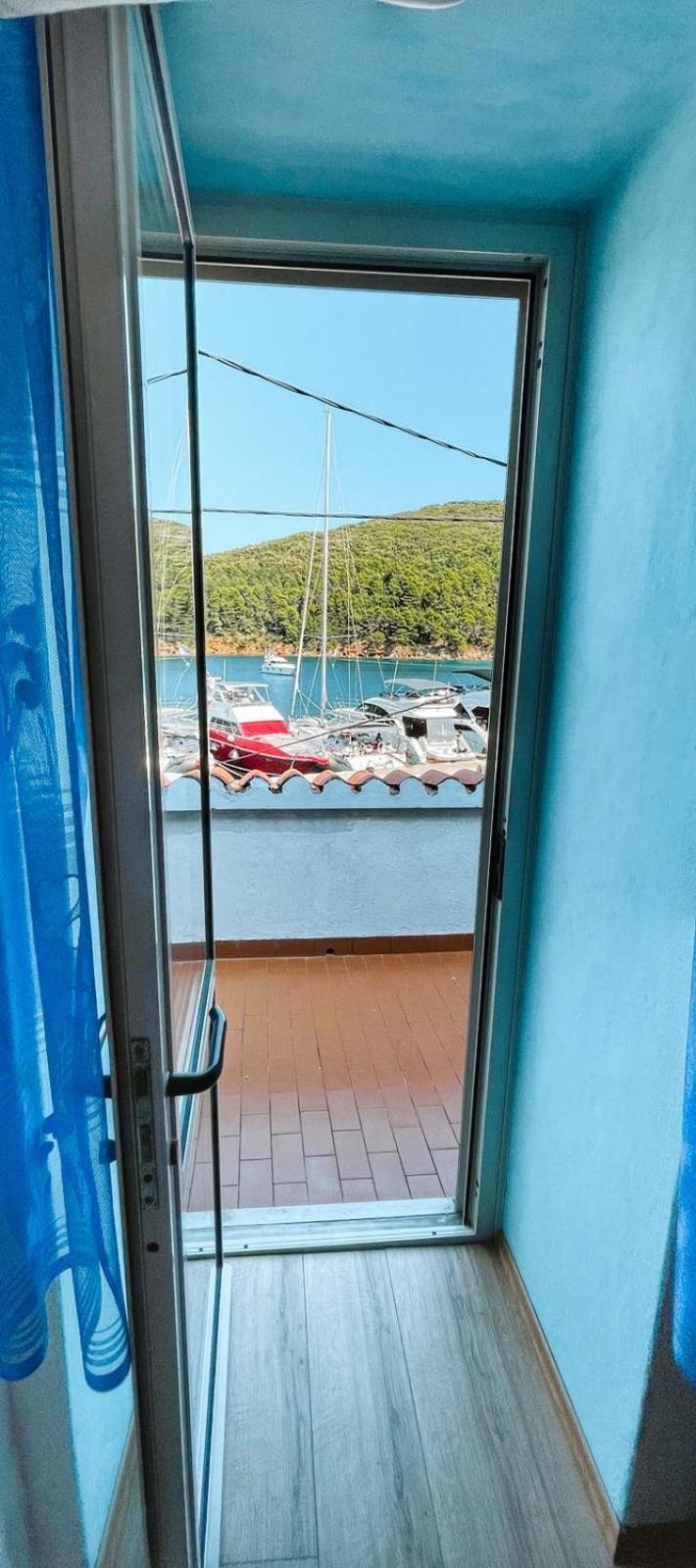 Guesthouse Porto Крес Екстериор снимка